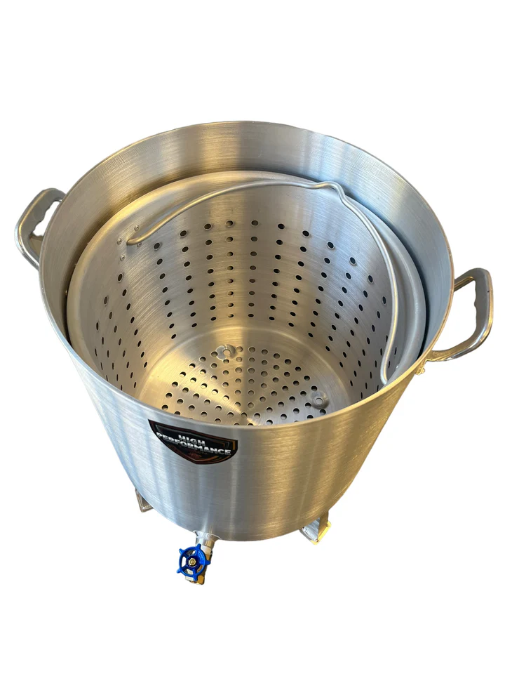 Top view of HPC 100 QT seafood boil pot and steamer insert