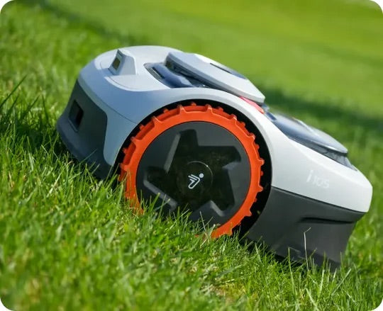 Navimow i110 Robotic Lawn Mower - 1/4 acre