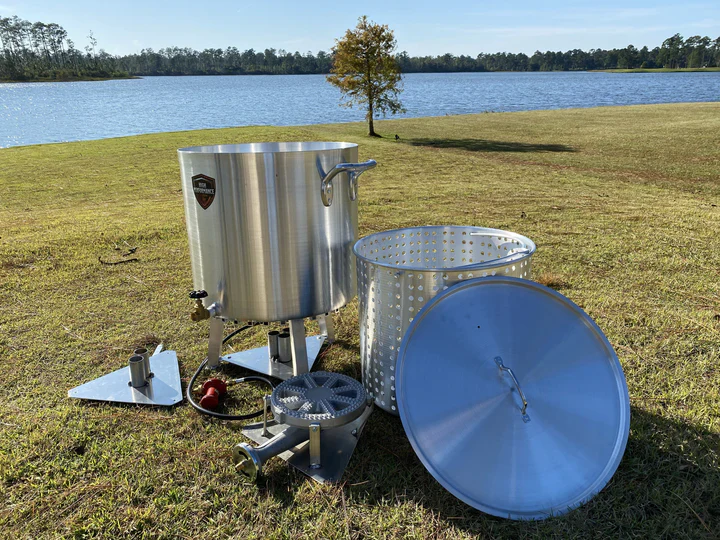 Example of the 10-inch propane burner outside near the water for an outdoor boil