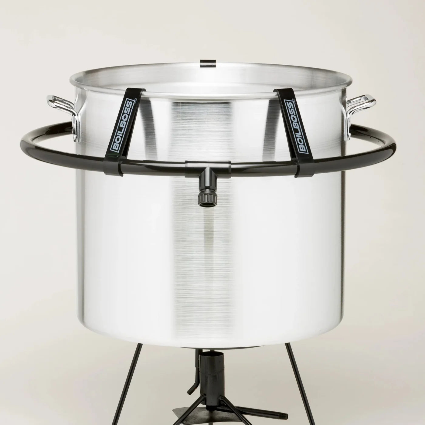 The Boil Boss cooling ring on a pot