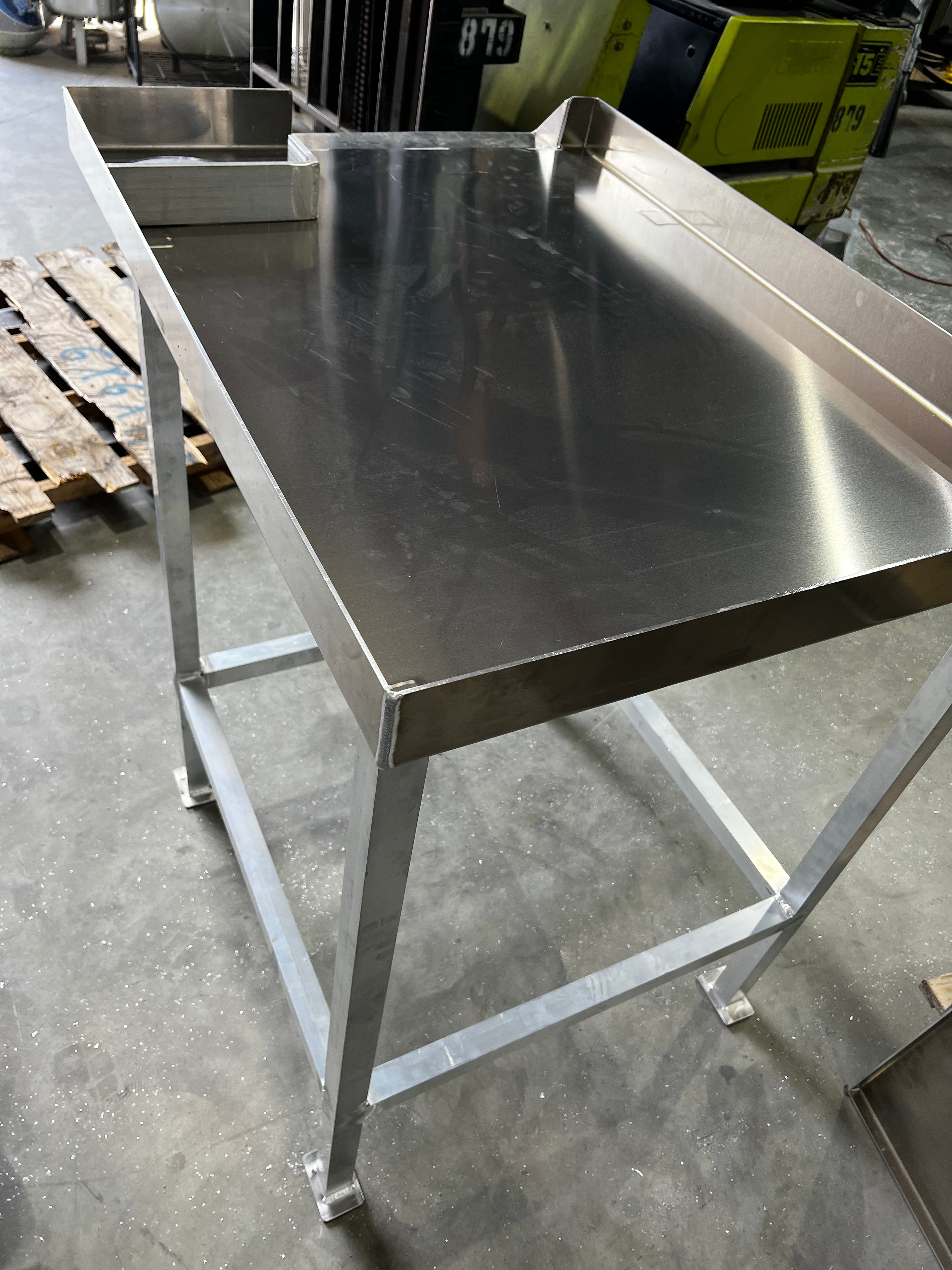 Magnified Sorting Table Crawfish Sorting Table | Aluminum Crawfish Table for Sale – High ...