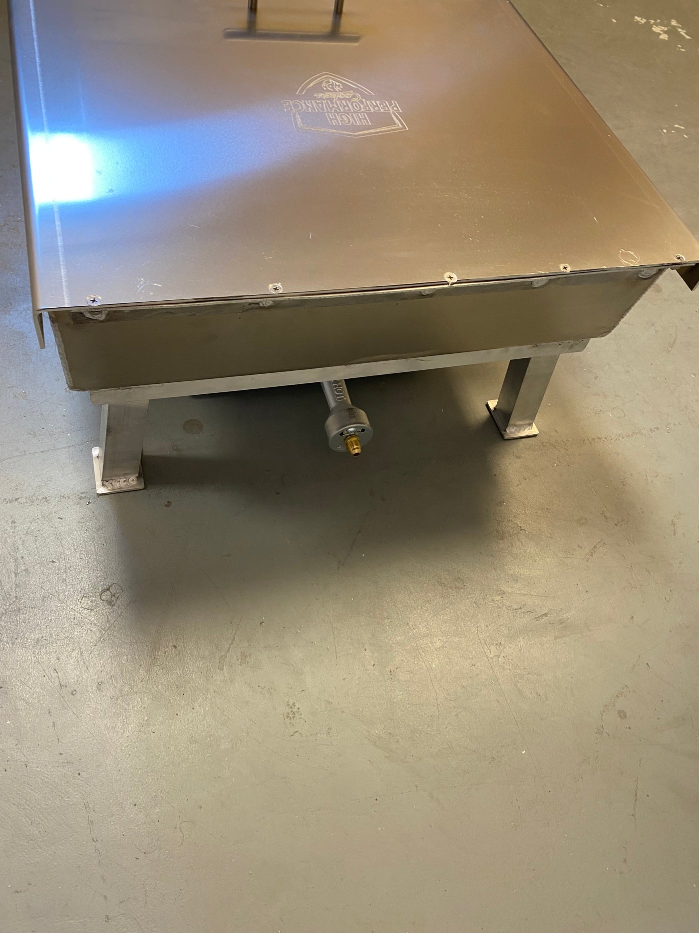 28 Quart Powered Seafood Steamer with Rack